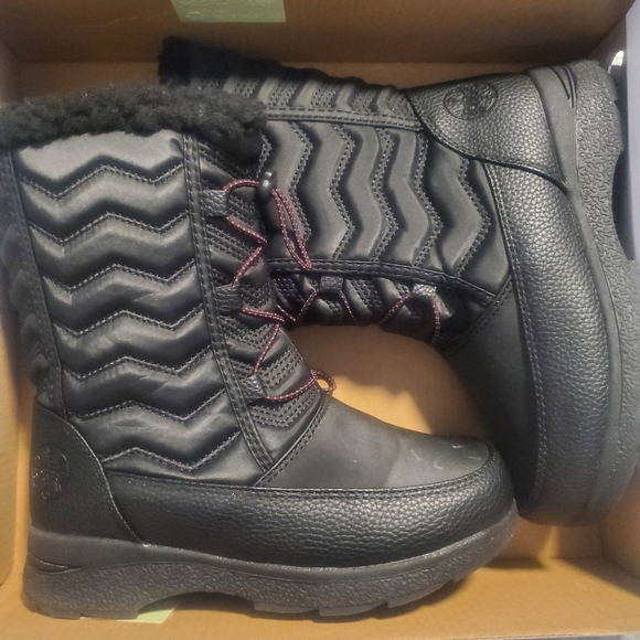 Snow boots kids size 2 - Picture 1 of 2